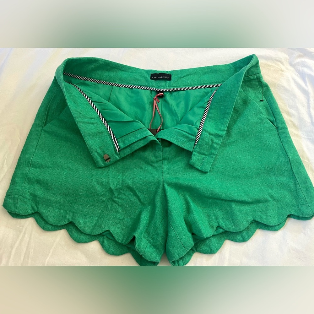 Cynthia Rowley Green Linen Shorts - Picture 3 of 4